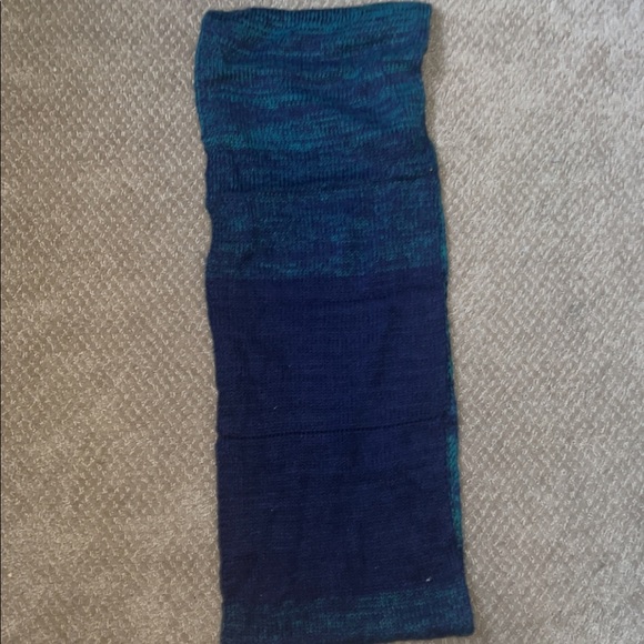 infinity scarf - Picture 2 of 2